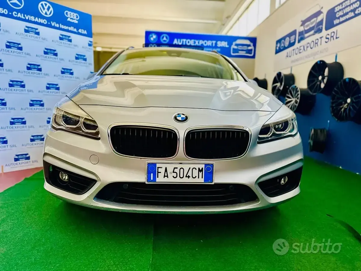 Usata BMW 218 150 CV (110 kW) 2015 Grigio Station wagon