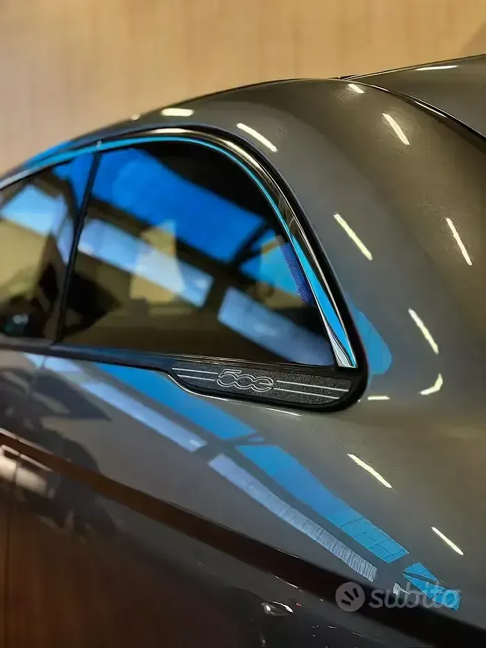 Usata Fiat 500e Icon 86 kW (118 CV) 2021 Grigio Utilitaria