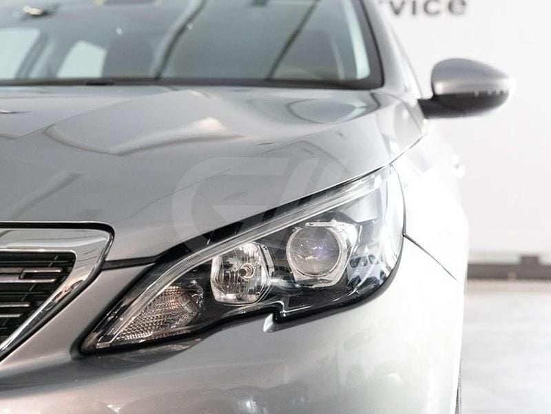 Usata Peugeot 308 Allure 131 CV (96 kW) 2020 Grigio artense Station wagon