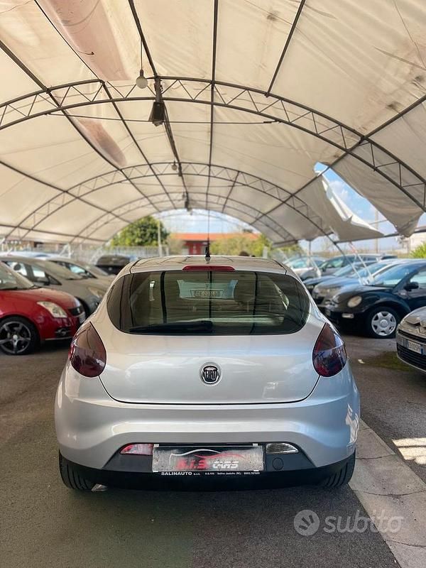 Usata Fiat Bravo 120 CV (88 kW) 2007 Utilitaria