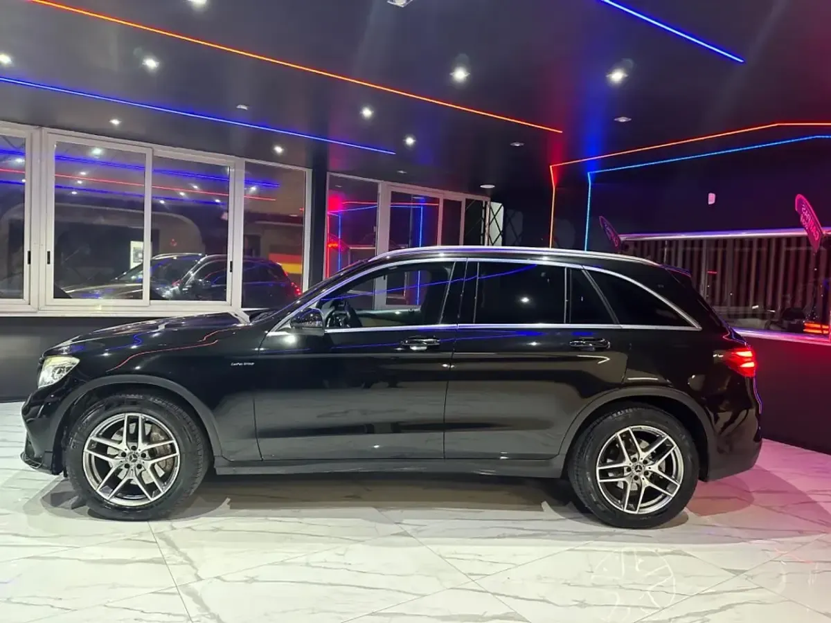 Usata Mercedes GLC250 Premium 203 CV (149 kW) 2017 Nero SUV