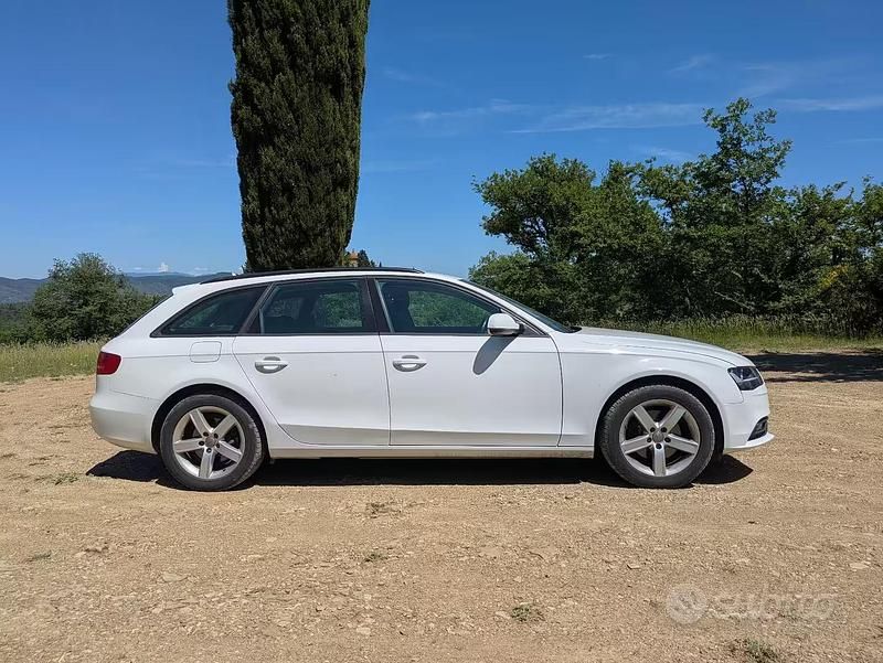 Usata Audi A4 177 CV (130 kW) 2012 Bianco Station wagon