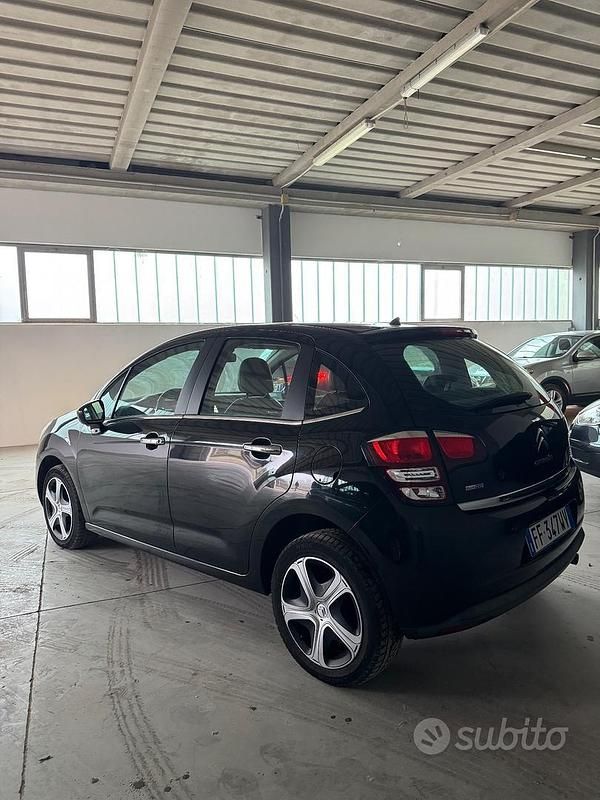 Usata Citroën C3 Live 74 CV (54 kW) 2016 Nero Berlina