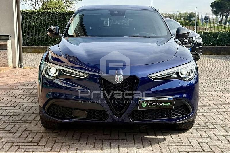 Usata Alfa Romeo Stelvio Business 190 CV (139 kW) 2020 Blu SUV