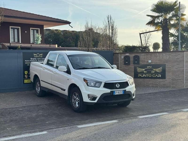 Usata SsangYong Actyon 155 CV (114 kW) 2012 Bianco SUV