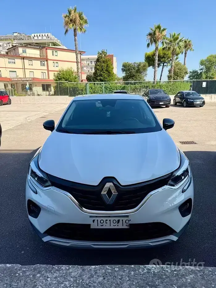 Usata Renault Captur 101 CV (74 kW) 2023 Bianco SUV