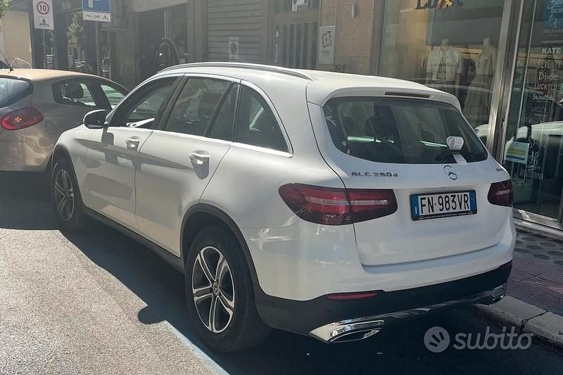 Usata Mercedes GLC250 204 CV (150 kW) 2018 Bianco SUV
