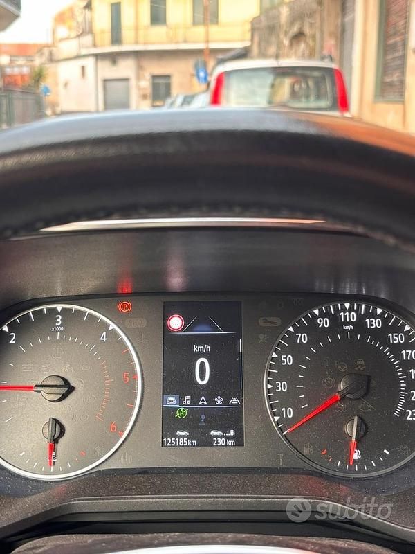 Usata Renault Clio V 86 CV (63 kW) 2020 Bianco Berlina