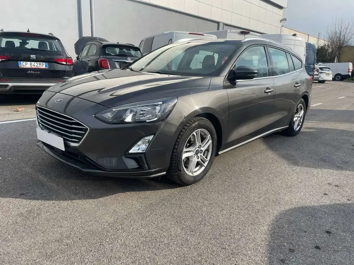 Usata Ford Focus Business Edition 120 CV (88 kW) 2021 Grigio Station wagon