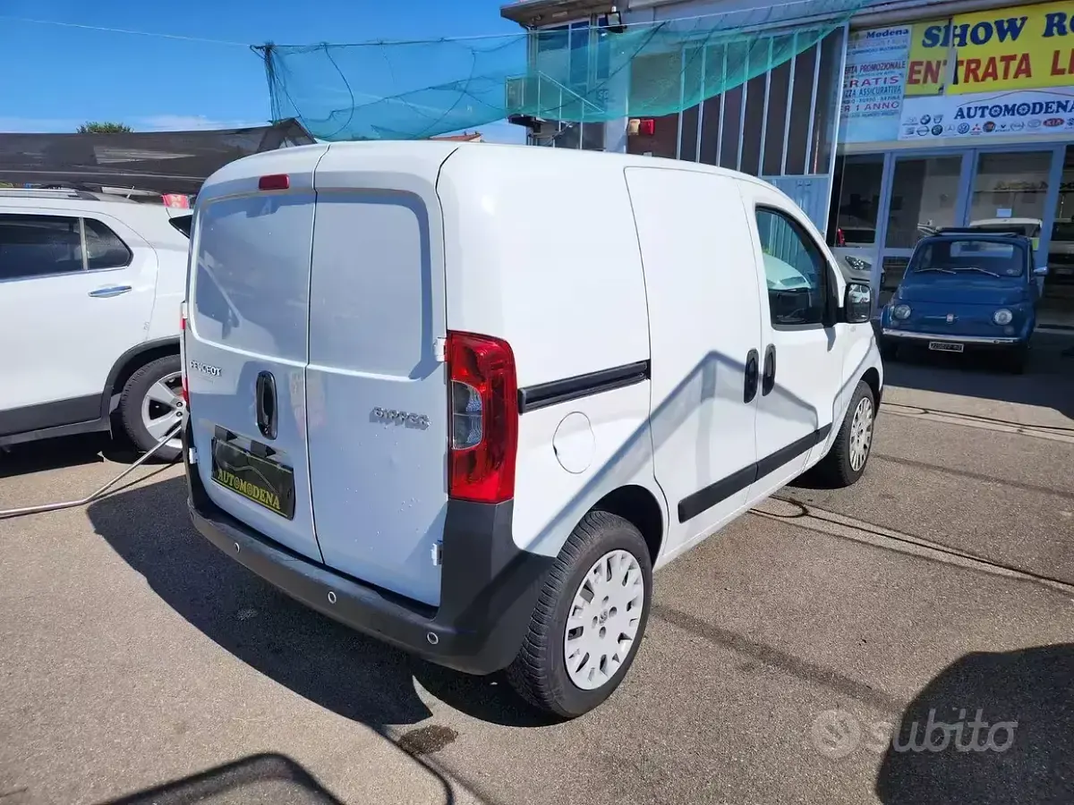 Usata Peugeot Bipper 80 CV (58 kW) 2017 Monovolume