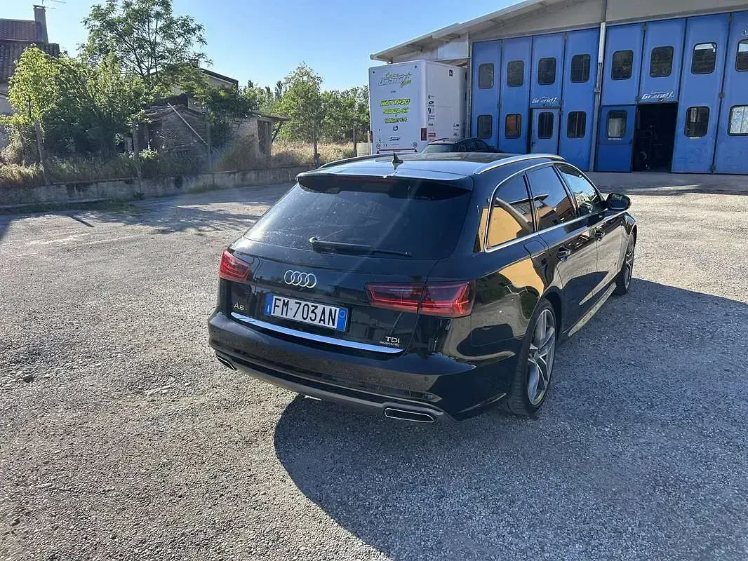 Usata Audi A6 190 CV (139 kW) 2018 Nero Station wagon