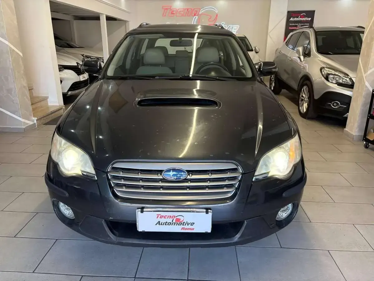 Usata Subaru Outback 150 CV (110 kW) 2008 Nero Station wagon