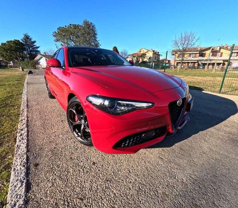 Usata Alfa Romeo Giulia Veloce 211 CV (155 kW) 2017 Berlina
