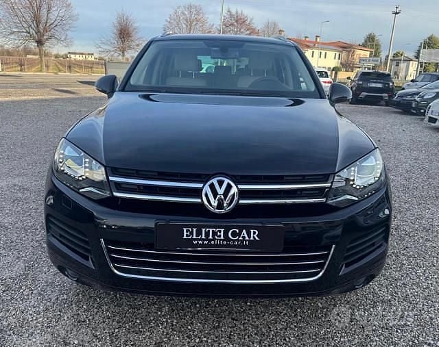 Usata VW Touareg Executive 240 CV (176 kW) 2011 Nero SUV