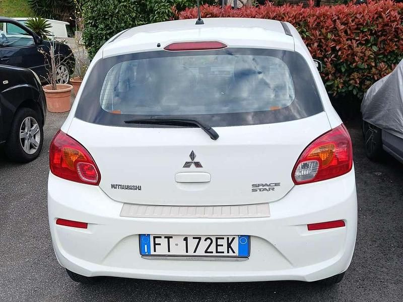 Usata Mitsubishi Space Star Invite 71 CV (52 kW) 2018 Bianco Utilitaria