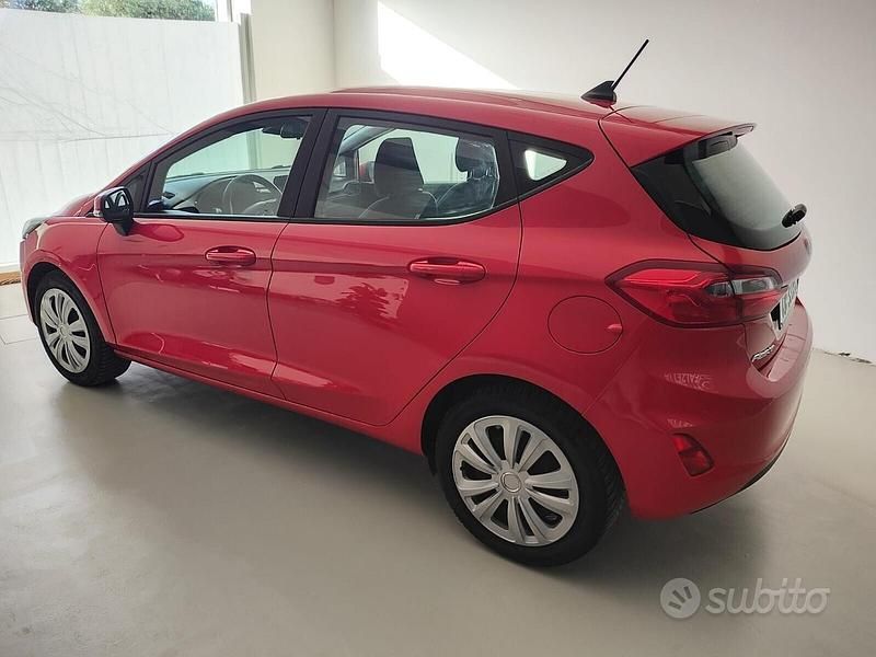 Usata Ford Fiesta 86 CV (63 kW) 2020 Rosso Utilitaria