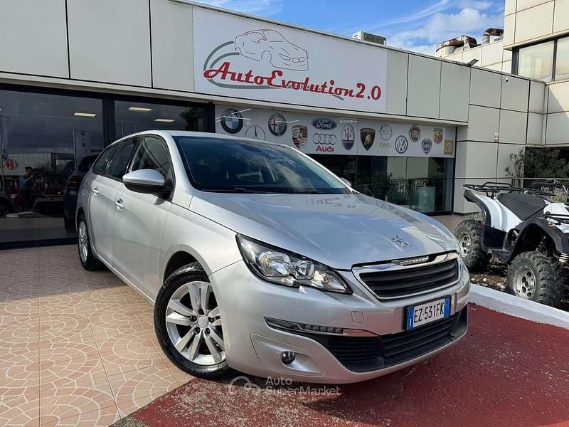 Argento Usata 2015 Peugeot 308 Business-Line Station wagon | 5970 € (Super prezzo) - Immagine 1/4