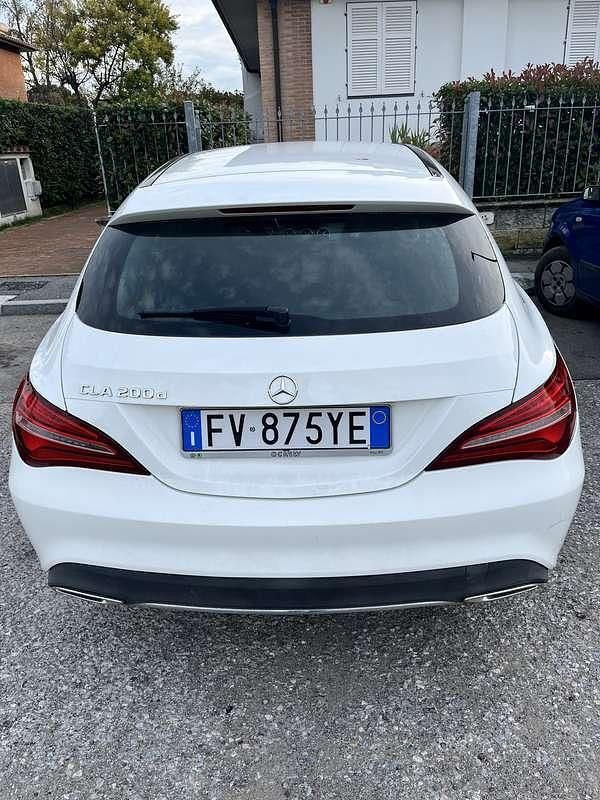 Usata Mercedes CLA220 Shooting Brake 170 CV (125 kW) 2019 Station wagon