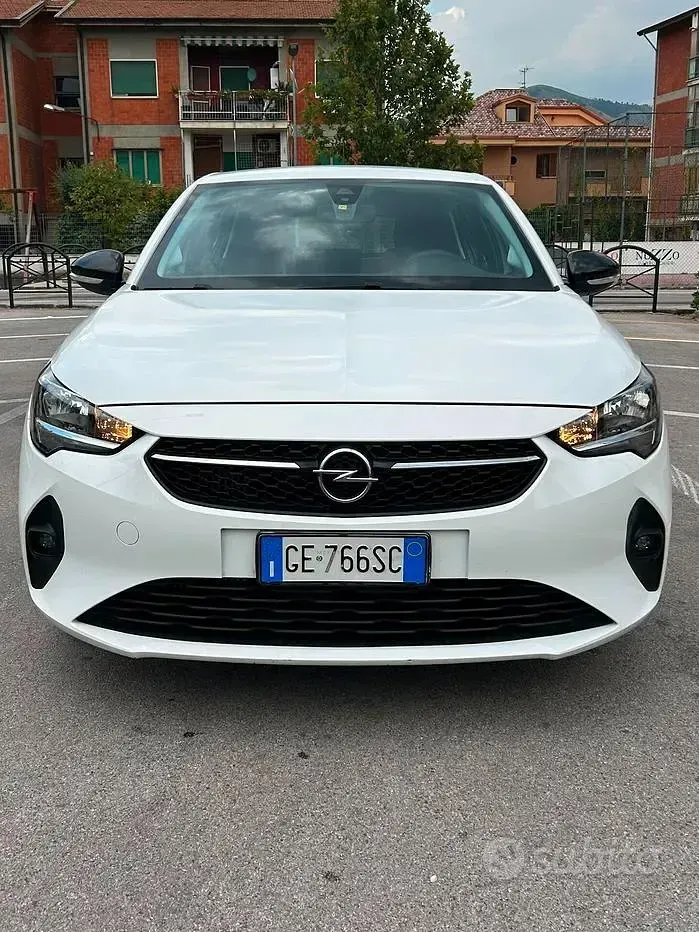 Usata Opel Corsa Elegance 102 CV (75 kW) 2021 Bianco Utilitaria