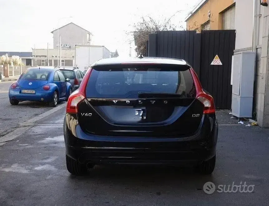 Usata Volvo V60 Kinetic 115 CV (84 kW) 2016 Station wagon