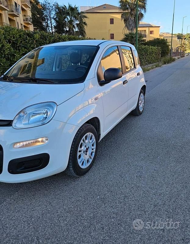 Usata Fiat Panda 69 CV (50 kW) 2018 Bianco Utilitaria