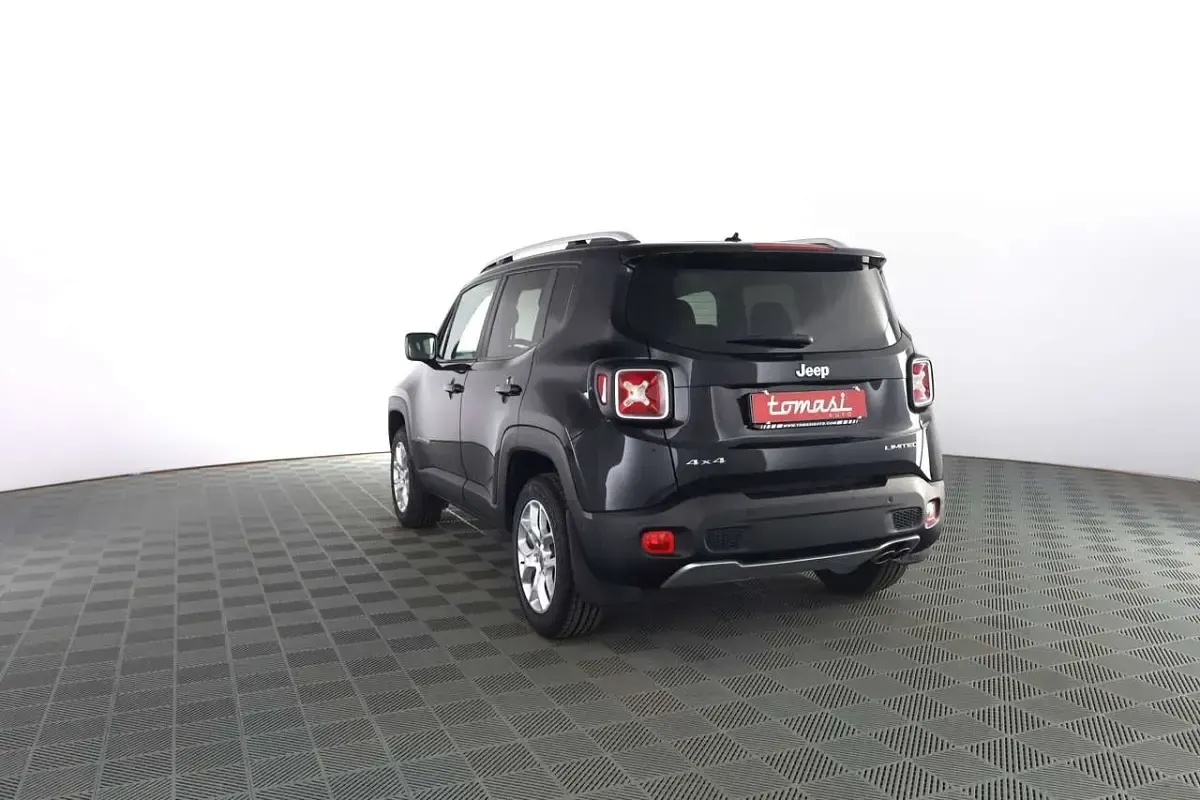 Usata Jeep Renegade Limited 140 CV (102 kW) 2017 Carbon black SUV