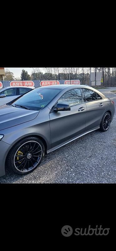 Usata Mercedes CLA180 AMG 122 CV (89 kW) 2019 Grigio Berlina