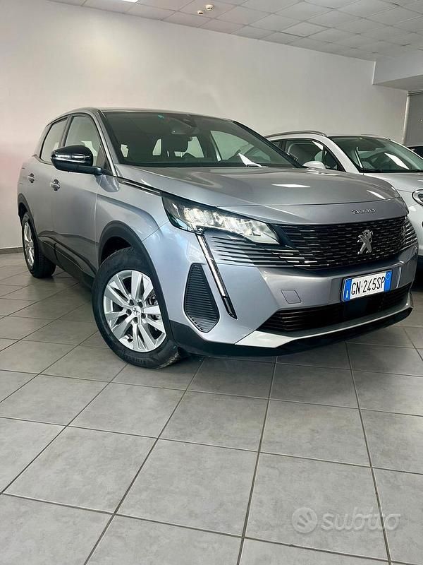 Usata Peugeot 3008 Active 131 CV (96 kW) 2023 Grigio SUV