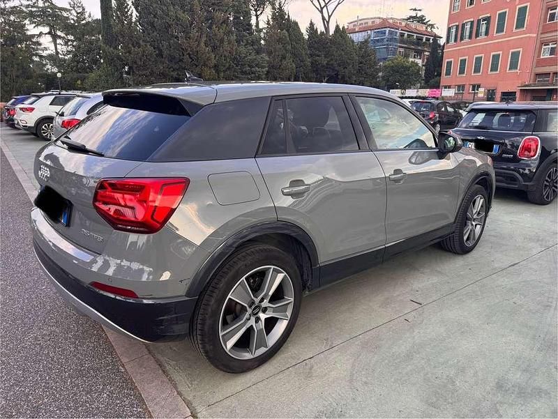 Usata Audi Q2 Admired 150 CV (110 kW) 2019 Grigio SUV
