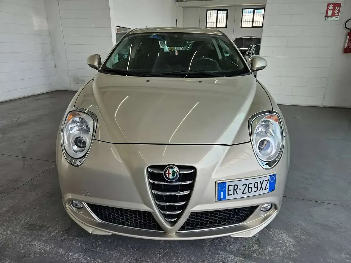 Second-hand Alfa Romeo MiTo 95 CP (69 kW) 2013 Maro Hatchback
