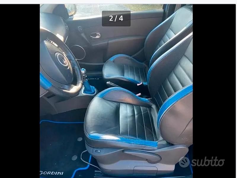 Usata Renault Clio II R.S. 225 CV (165 kW) 2009