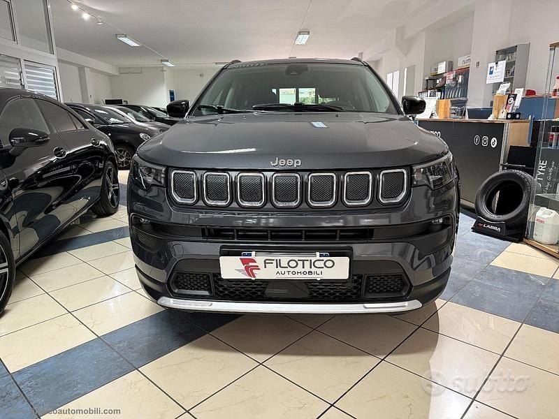 Usata Jeep Compass Limited 131 CV (96 kW) 2022 Grigio SUV