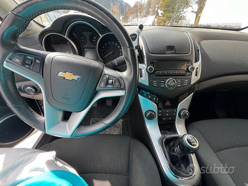 Usata Chevrolet Cruze LT 131 CV (96 kW) 2013 Bianco Station wagon