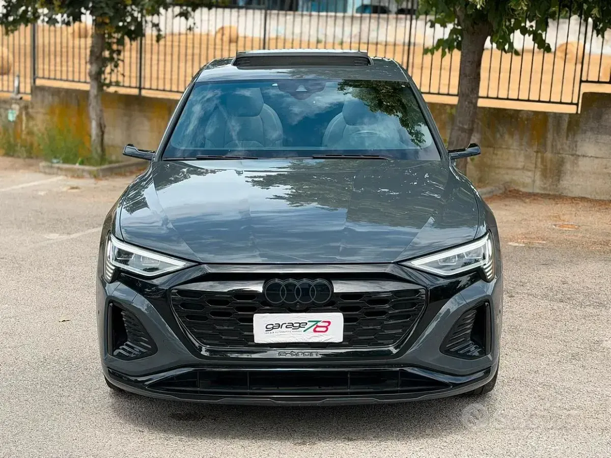 Usata Audi Q8 e-tron S-Line 158 kW (215 CV) 2024 Grigio SUV