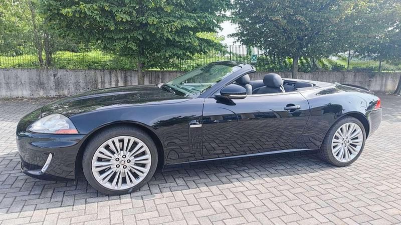 Usata Jaguar XK 385 CV (283 kW) 2010 Nero Cabrio