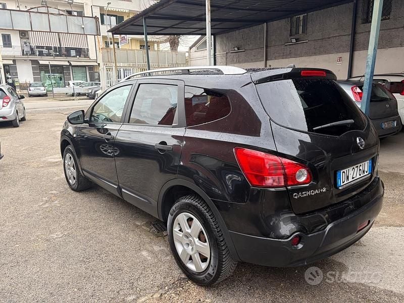 Usata Nissan Qashqai +2 Tekna 103 CV (75 kW) 2009 Nero SUV