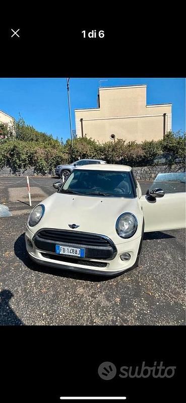 Usata Mini ONE 75 CV (55 kW) 2015 Bianco Utilitaria