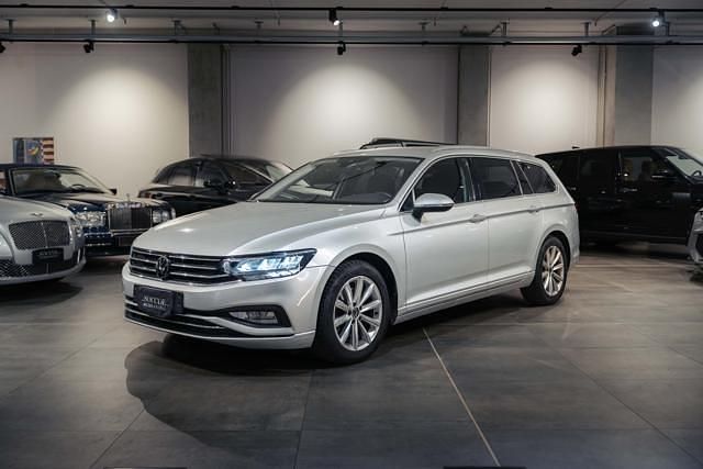 Usata VW Passat Business 122 CV (89 kW) 2021 Argento Station wagon