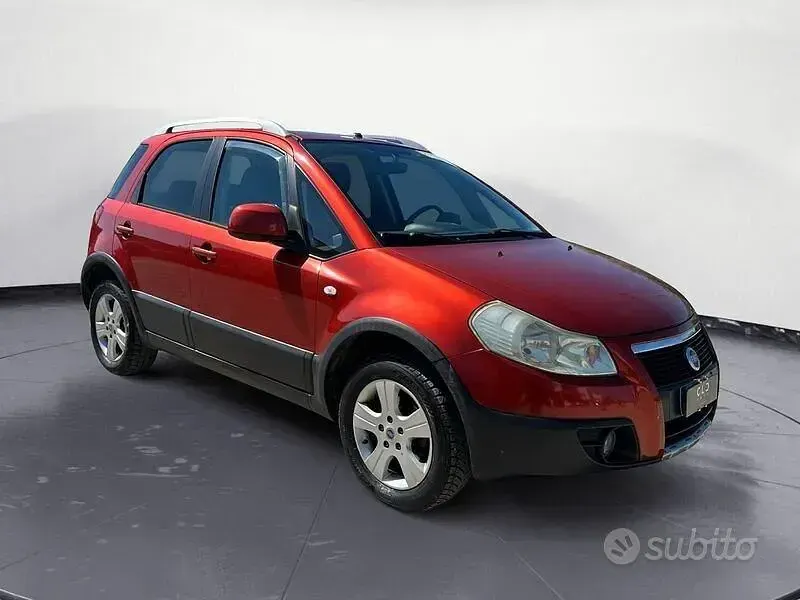 Occasion Fiat Sedici Dynamic 107 ch (78 kW) 2006 Rouge SUV