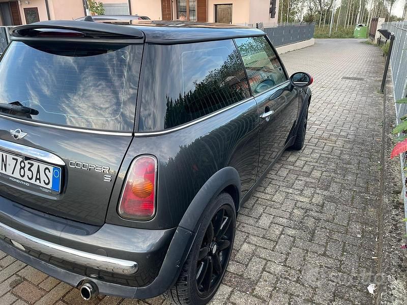 Usata Mini Cooper 116 CV (85 kW) 2002 Utilitaria