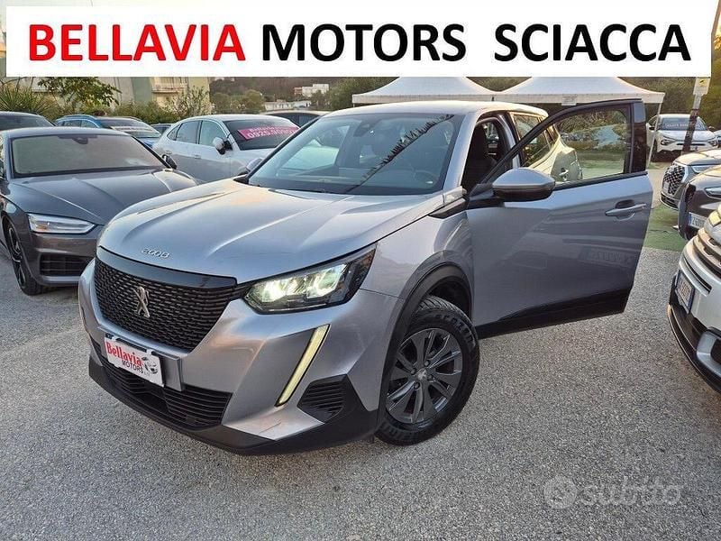 Usata Peugeot 2008 Active 130 CV (95 kW) 2021 Grigio SUV