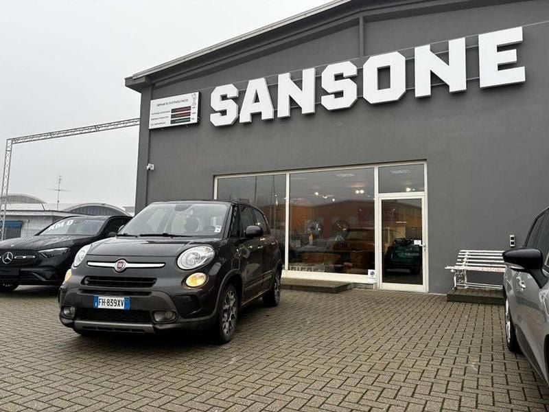 Grigio Usata 2017 Fiat 500L Trekking Monovolume | 9500 € (Buon prezzo) - Immagine 1/4