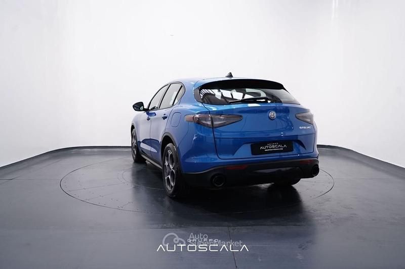 Usata Alfa Romeo Stelvio Sprint 160 CV (117 kW) 2024 Blu SUV