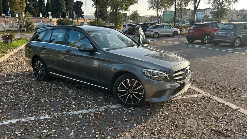 Usata Mercedes C180 Business 116 CV (85 kW) 2019 Grigio Station wagon