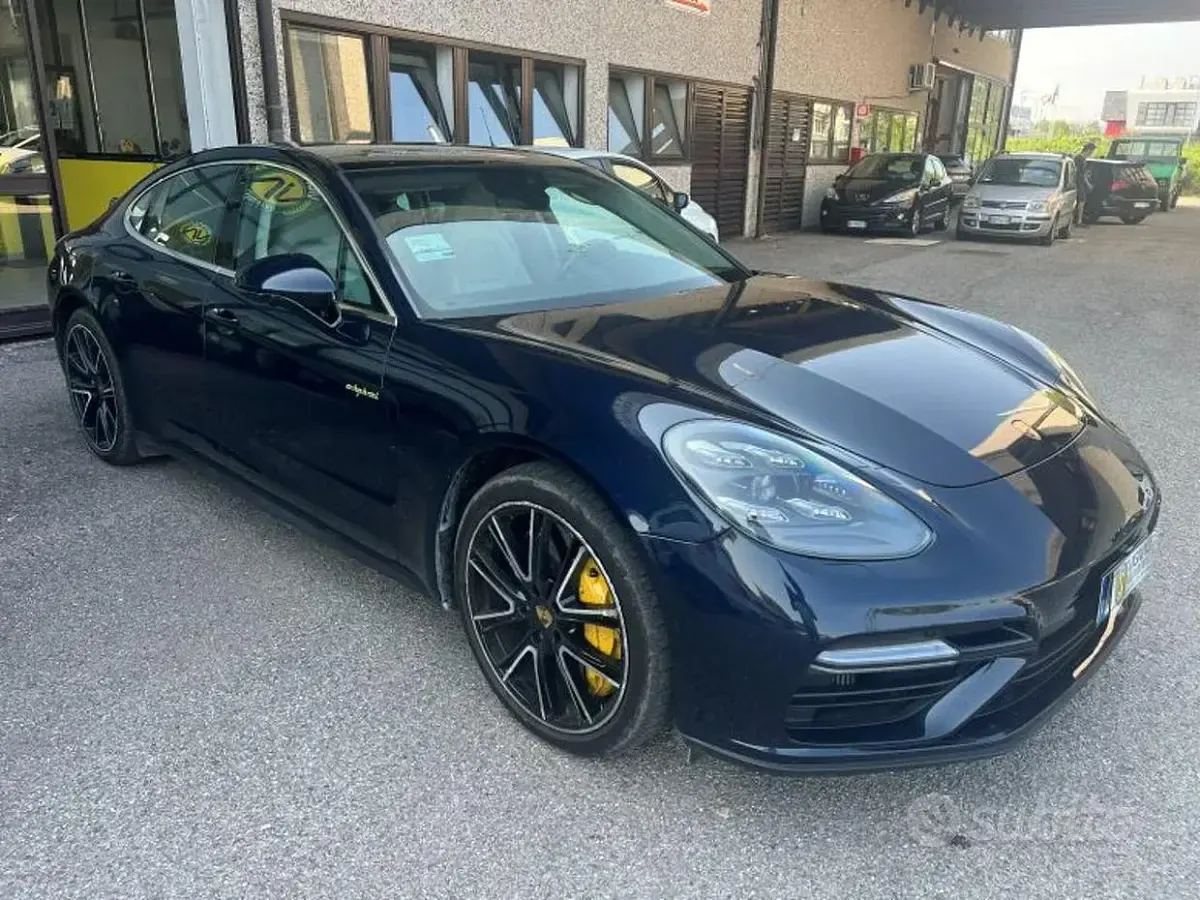 Usata Porsche Panamera Turbo S E-Hybrid 549 CV (403 kW) 2019 Bluazzurro Utilitaria