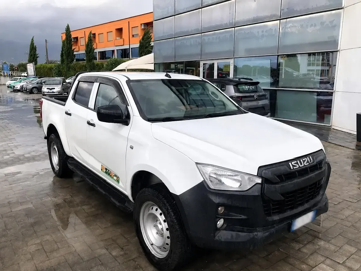 Usata Isuzu D-Max 163 CV (119 kW) 2021 Bianco Pick-up