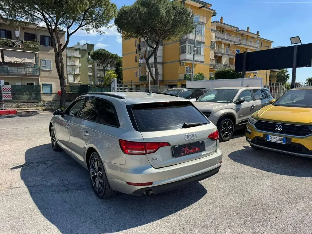 Usata Audi A4 Business 150 CV (110 kW) 2016 Bronzo Station wagon