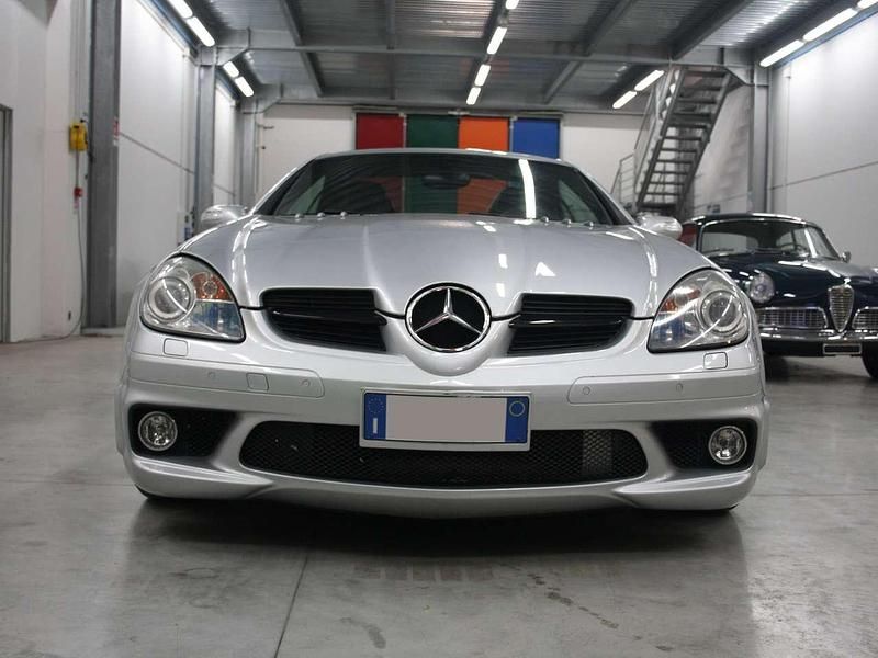 Usata Mercedes SLK55 AMG AMG 360 CV (264 kW) 2004 Grigio Cabrio
