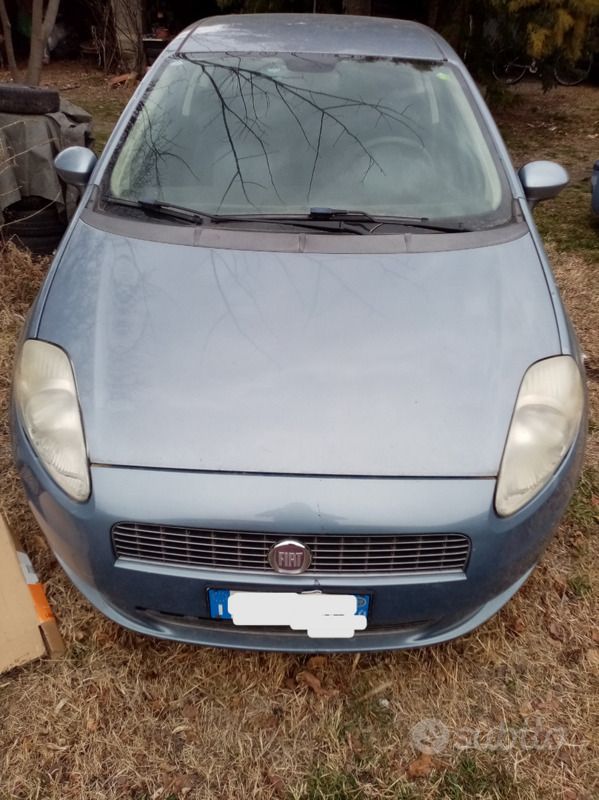 Usata 2009 Fiat Grande Punto Utilitaria | 1700 € (Super prezzo) - Immagine 1/4