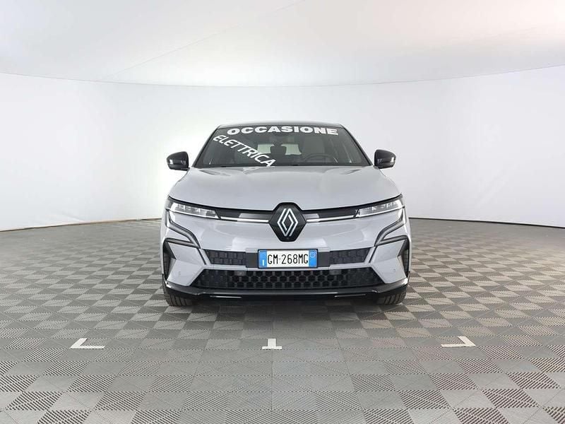 Usata Renault Megane E-Tech Techno 55 kW (75 CV) 2023 Grigio chiaro Berlina